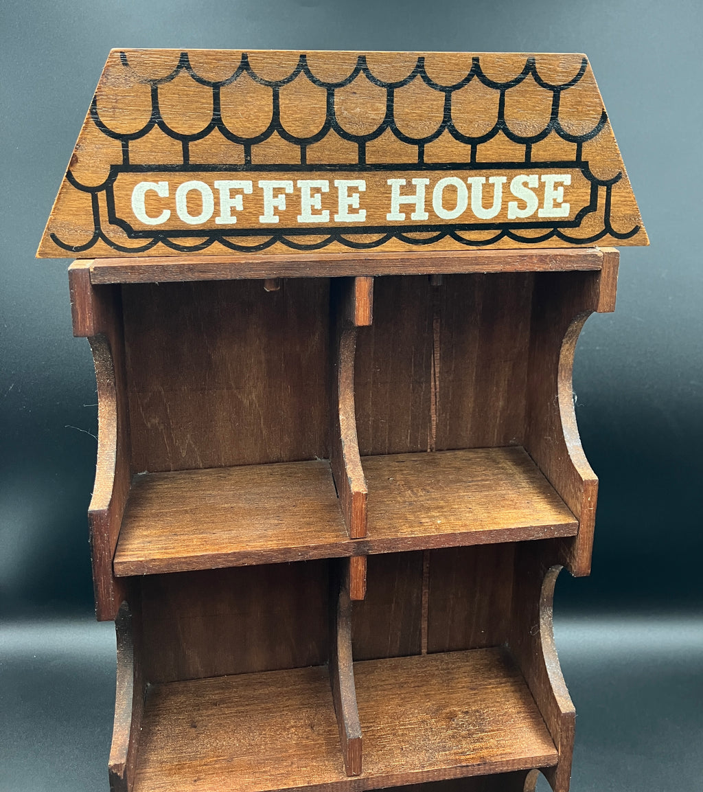 Vintage Mugs Wooden Coffee House with 6 Stoneware Mugs
