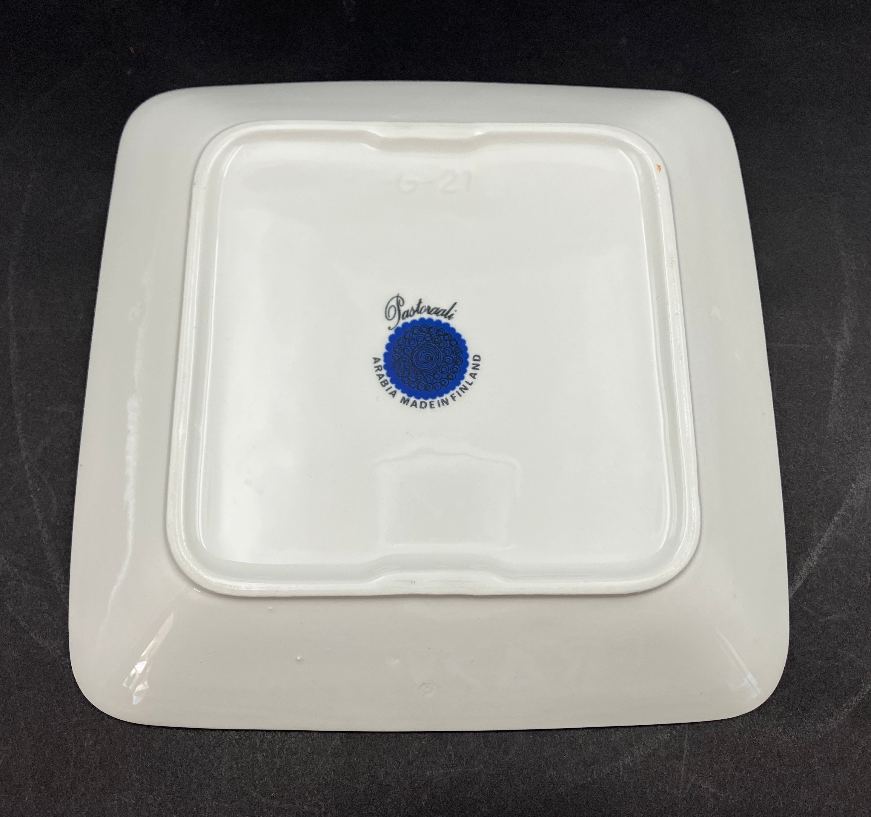 Vintage PASTORAALI ARABIA Finland by Isteri Tomula 20.5cm Square Dish Plate
