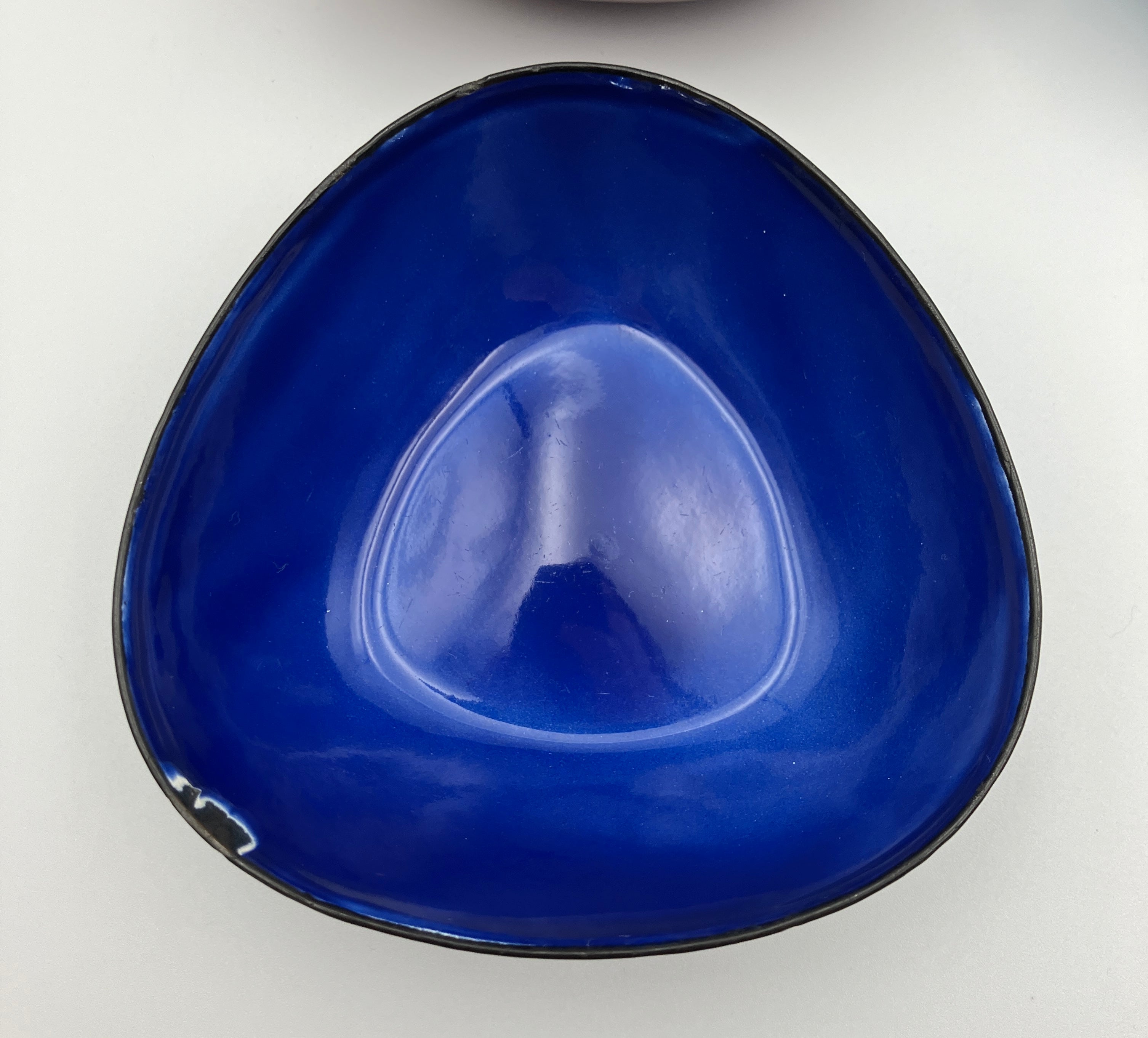 Mid Century Enamel Arne Erker Kockums Sweden Bowls Set Of 4 - 9.5cm Wide