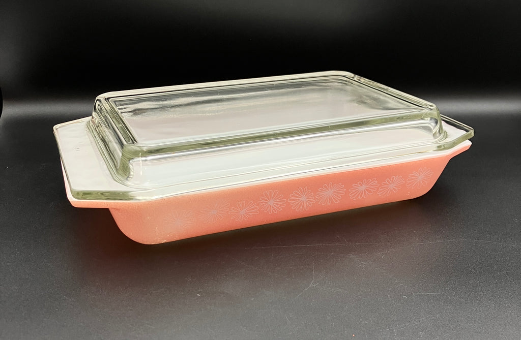 Vintage Pyrex Pink Daisy, Rectangle, Space saver design casserole dish, w/ lid
