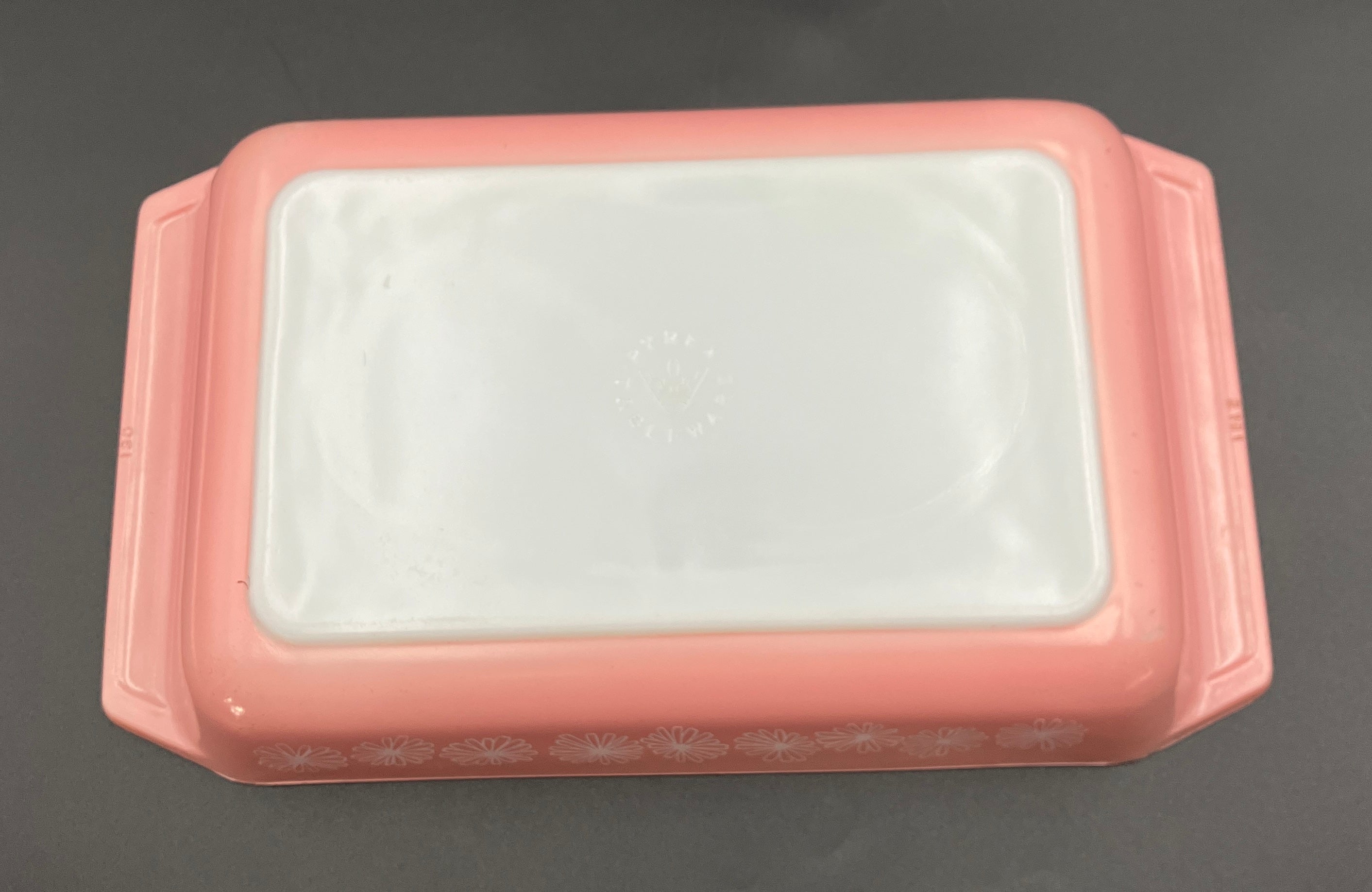 Vintage Pyrex Pink Daisy, Rectangle, Space saver design casserole dish, w/ lid