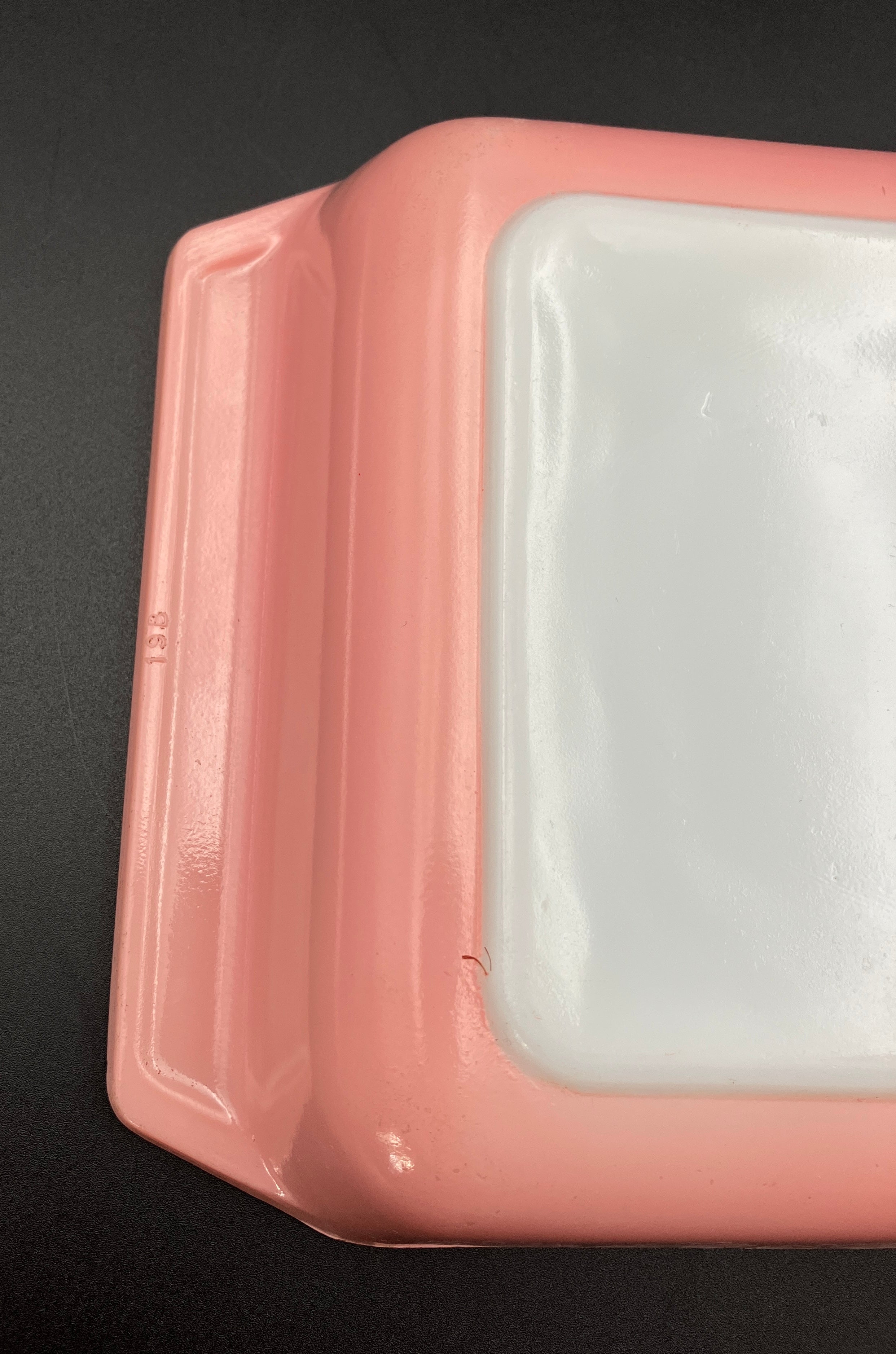 Vintage Pyrex Pink Daisy, Rectangle, Space saver design casserole dish, w/ lid