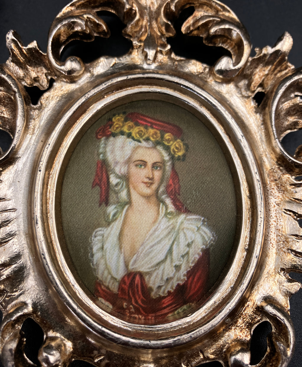 Vintage Ornate Frames PLASTIC With Silk Pictures 15.5cm X 10cm Made In Italy