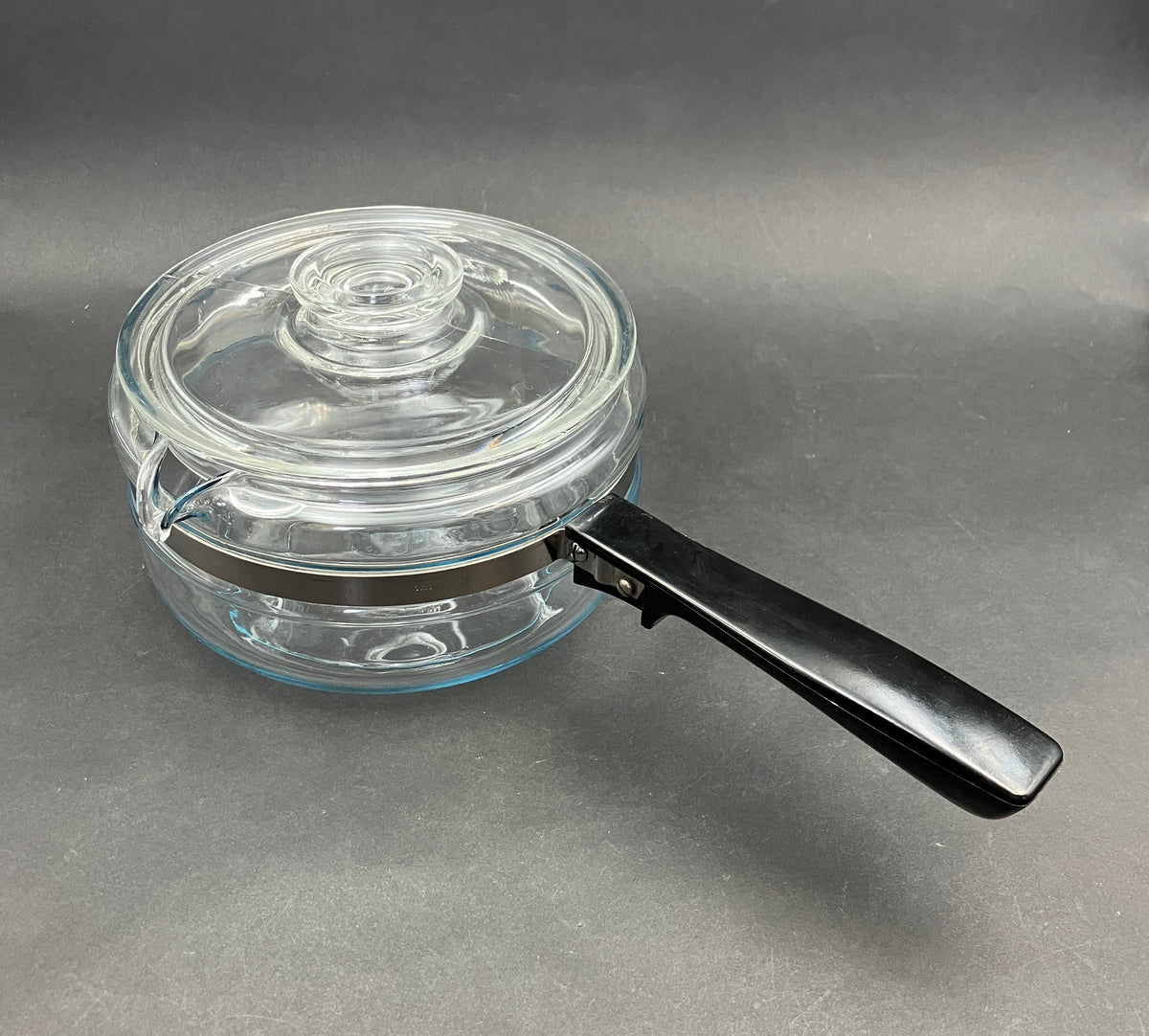 Vintage Pyrex Saucepan 1.5 Qt 6213-B Clear Glass Stovetop Pot with Lid USA
