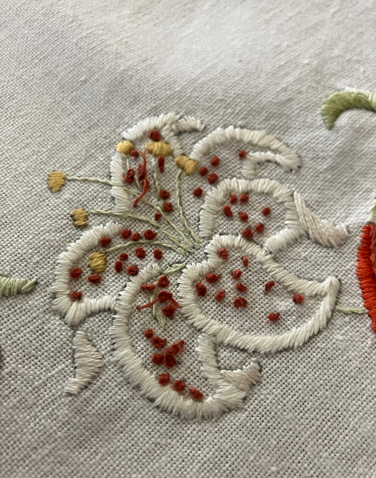 Vintage Embroidered Tablecloth Lily 106cm x 106cm Table Cloth