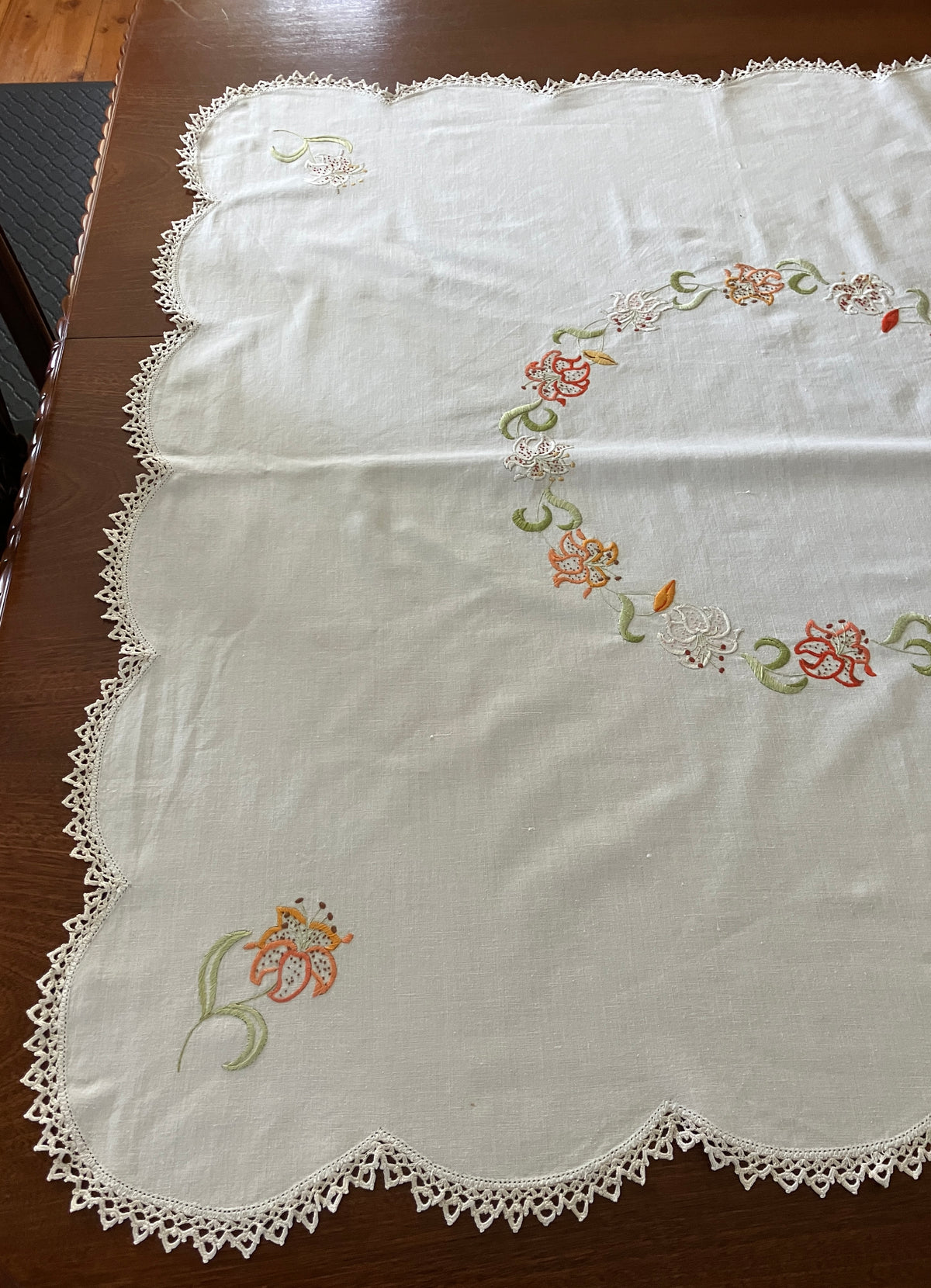 Vintage Embroidered Tablecloth Lily 106cm x 106cm Table Cloth