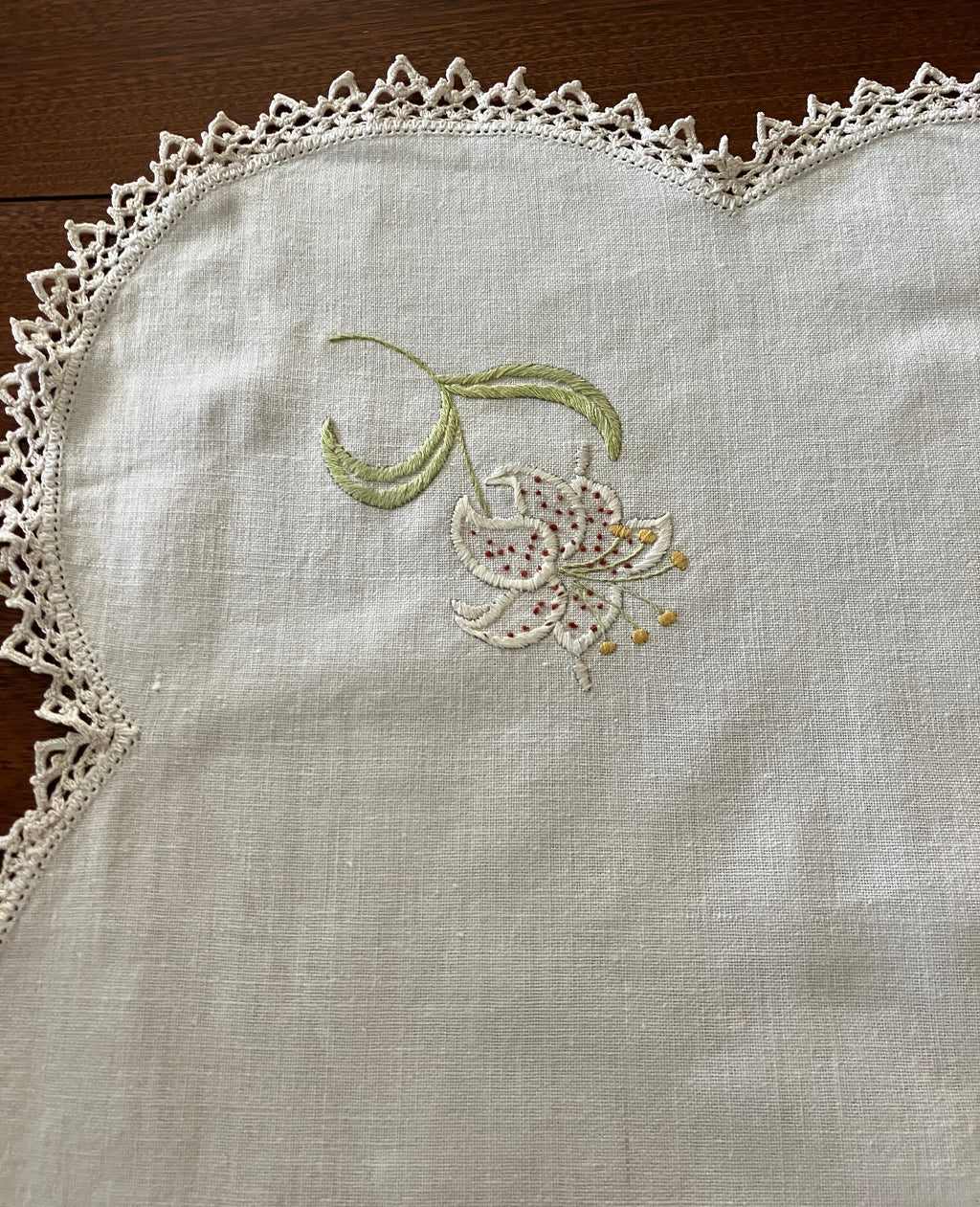 Vintage Embroidered Tablecloth Lily 106cm x 106cm Table Cloth