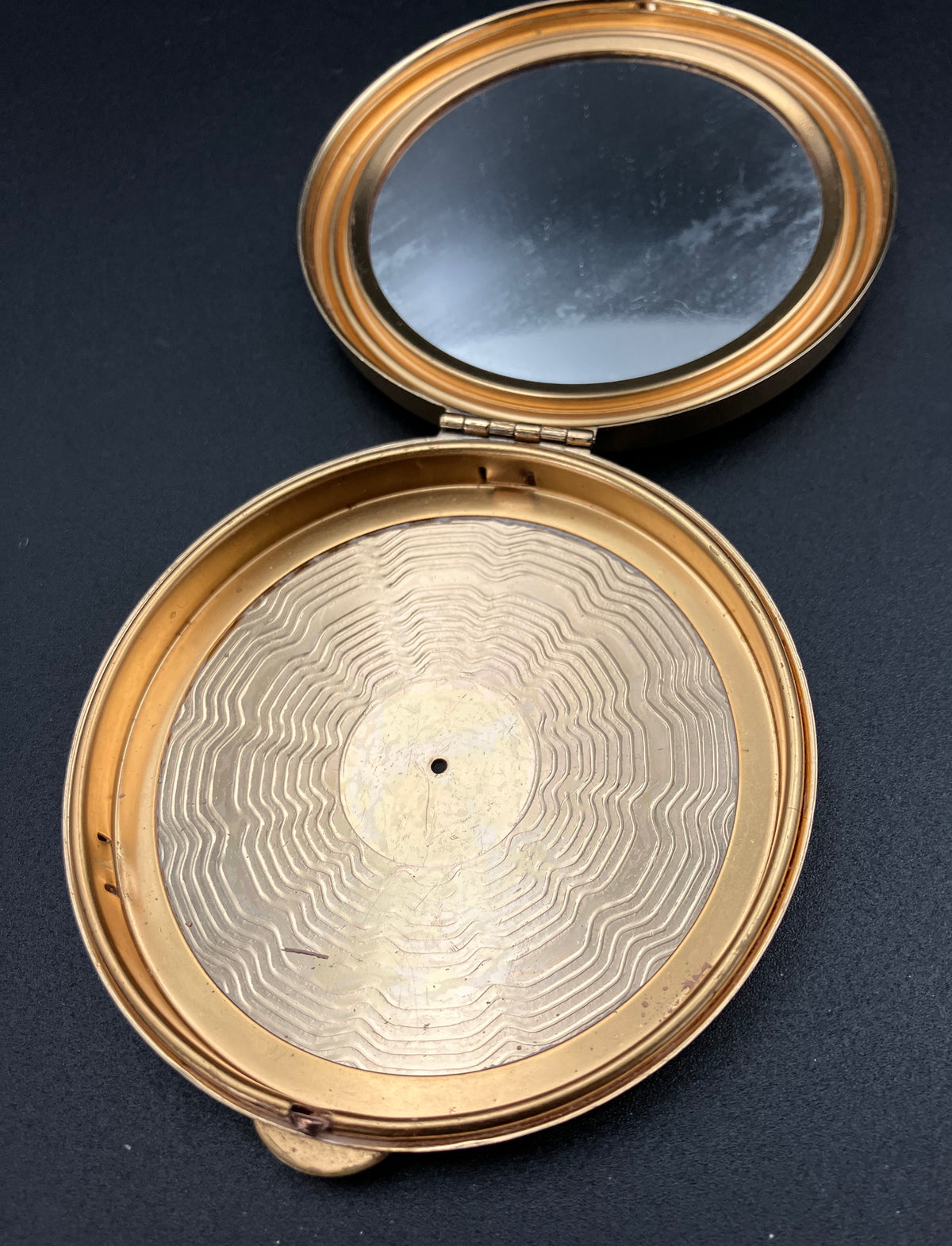 Vintage Glomesh Compact Gold