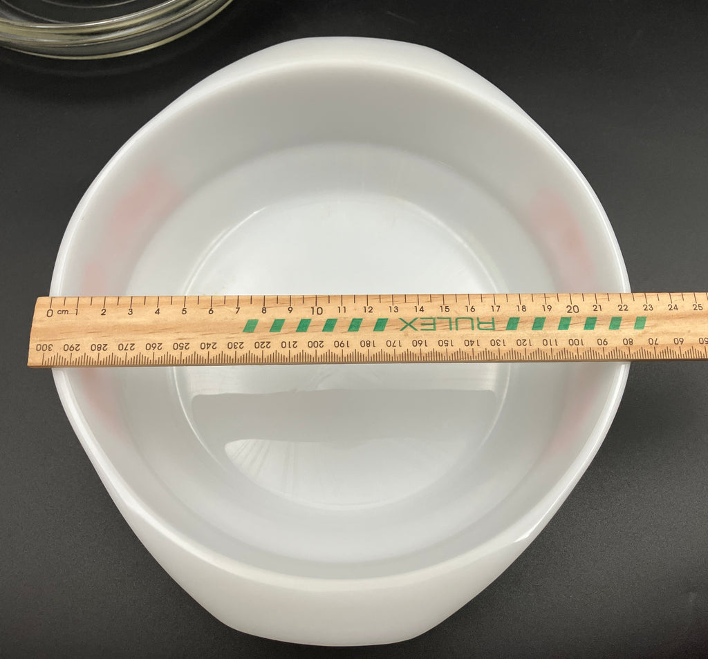 Pyrex Kite Casserole Dish with Lid