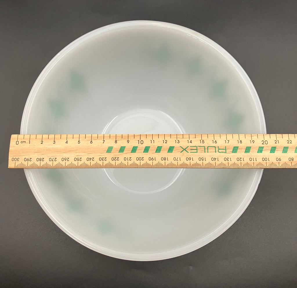Vintage Pyrex Dotted Diamonds Green 8” Nesting Bowl Only Agree Pyrex RARE