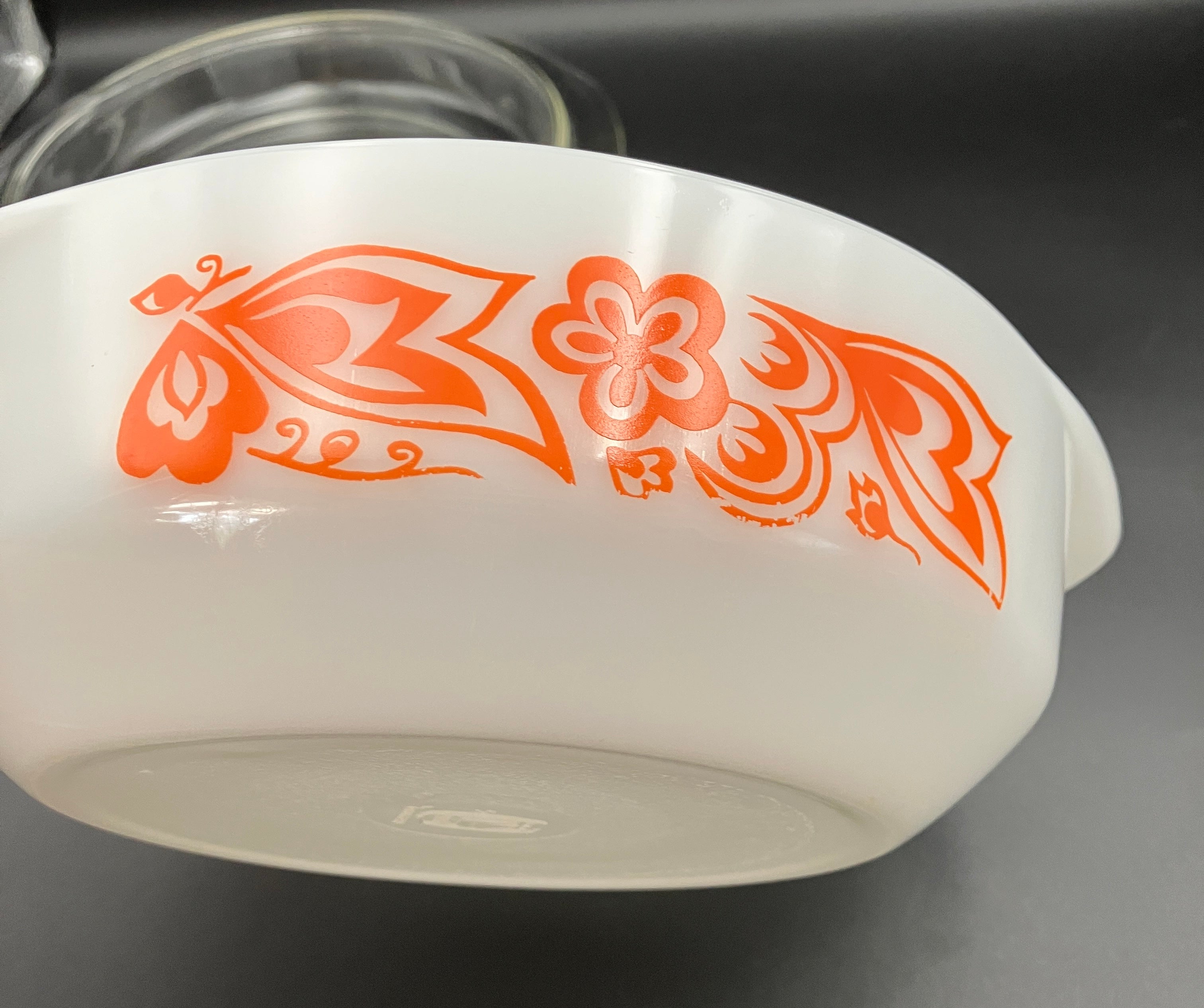 Pyrex Kite Casserole Dish with Lid