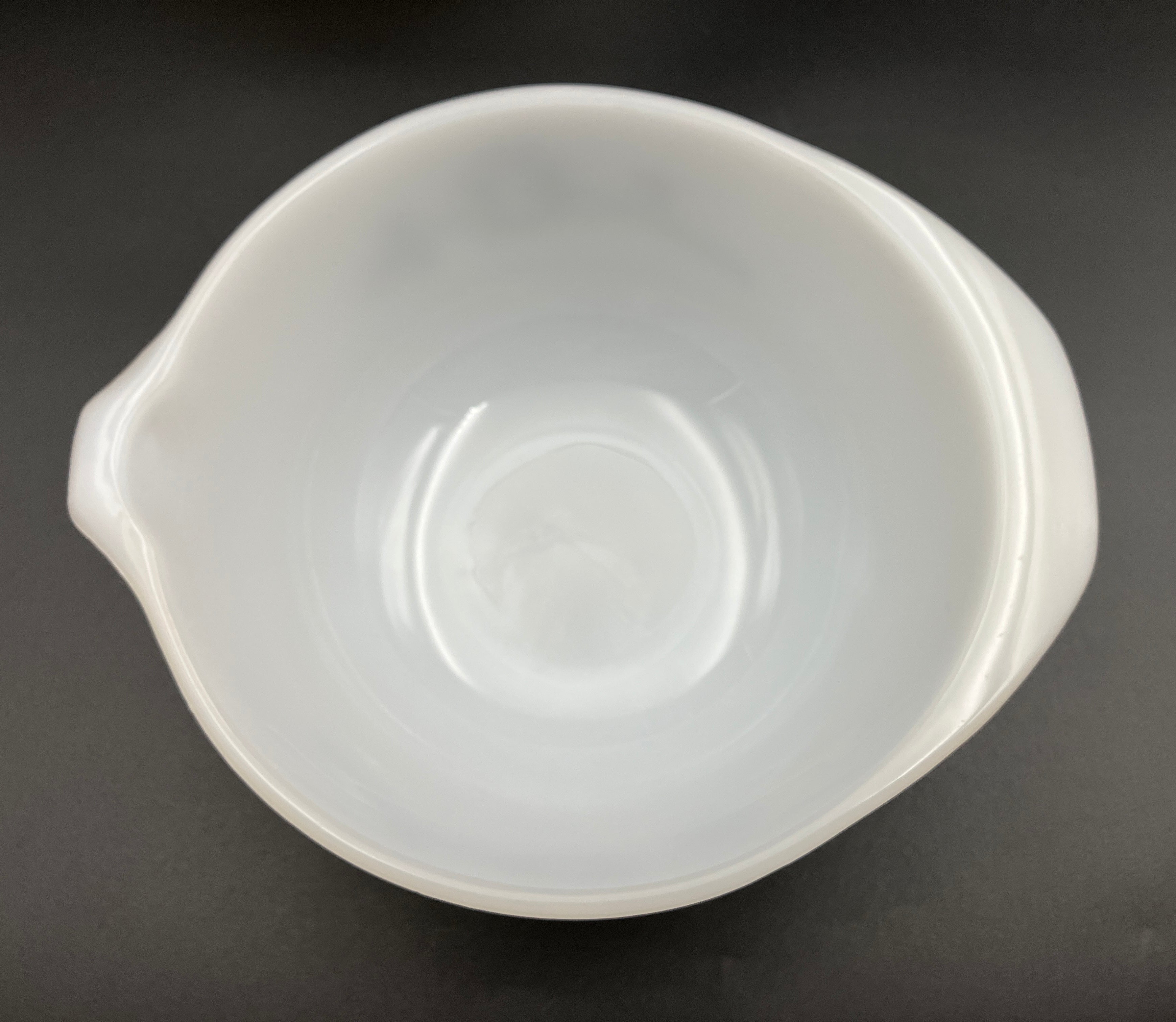 Vintage Pyrex Bowls 1961 Black Rose Pair Of Mixing Bowls 7” & 9”