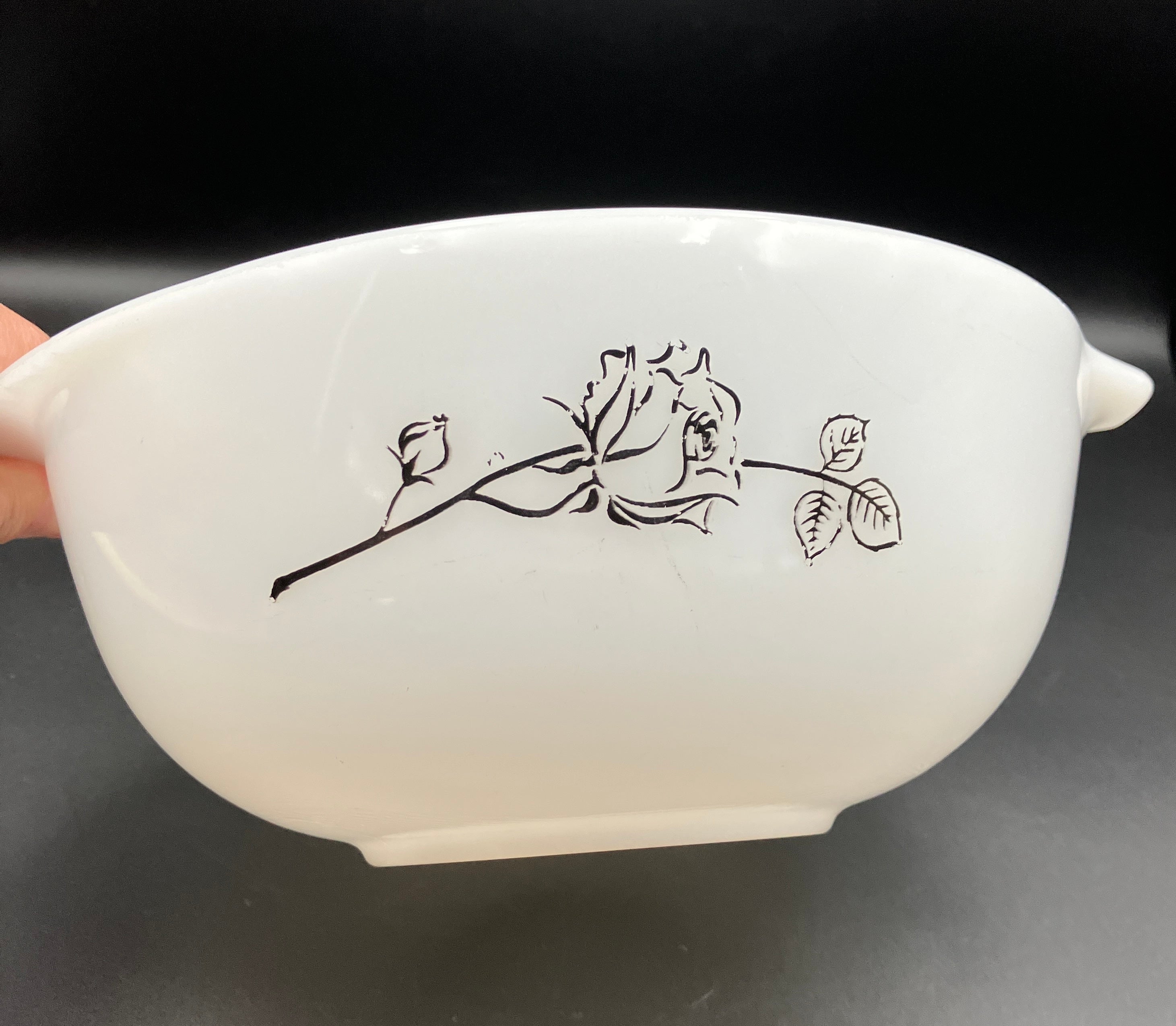Vintage Pyrex Bowls 1961 Black Rose Pair Of Mixing Bowls 7” & 9”