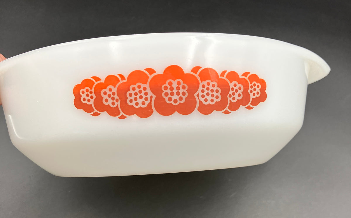Vintage Pyrex Honey Flower Round Casserole With Lid - Please Read Description