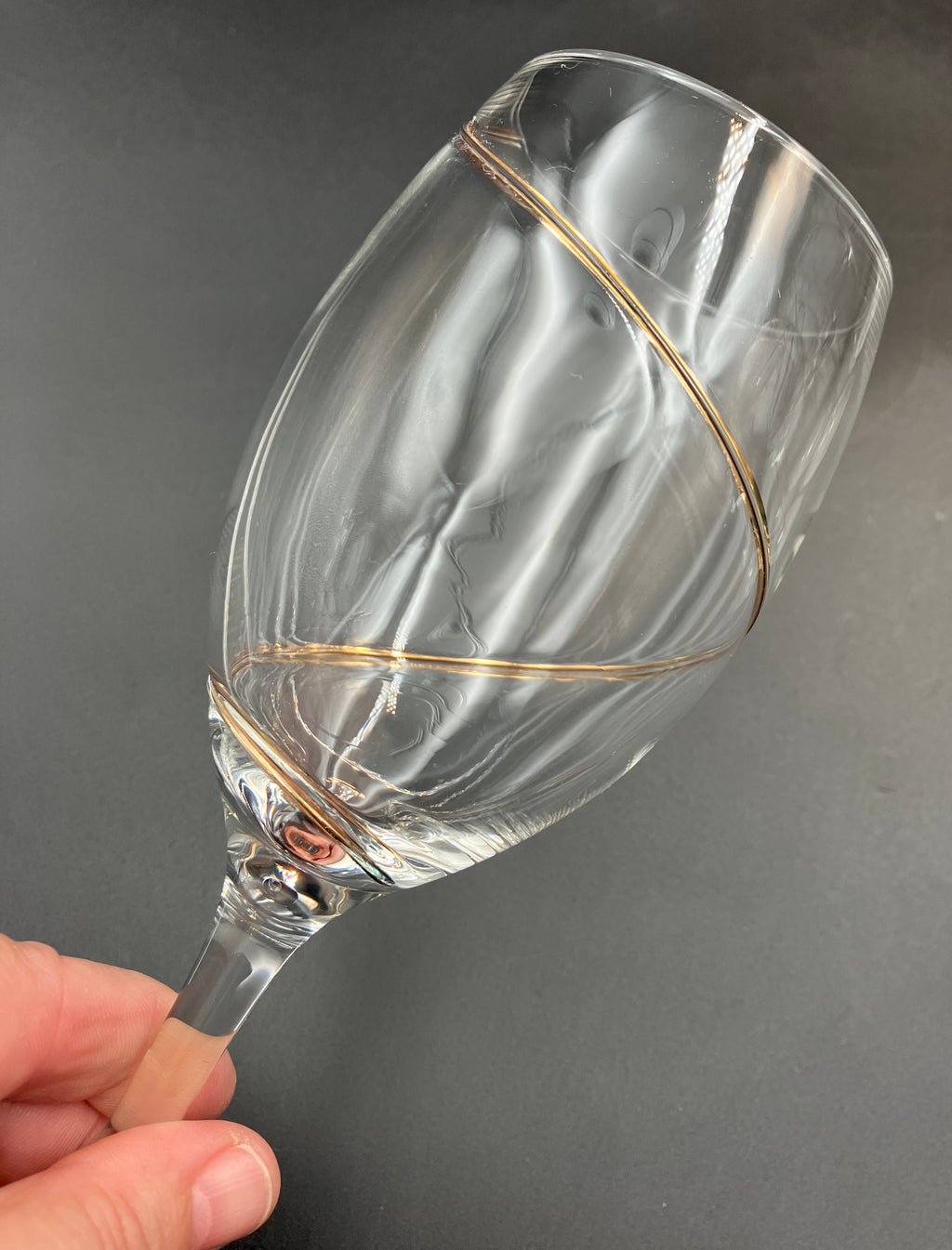 Share Kosta Boda Line Gold Wine Glasses Anna Ehrner Red And White Wine Glasses X7