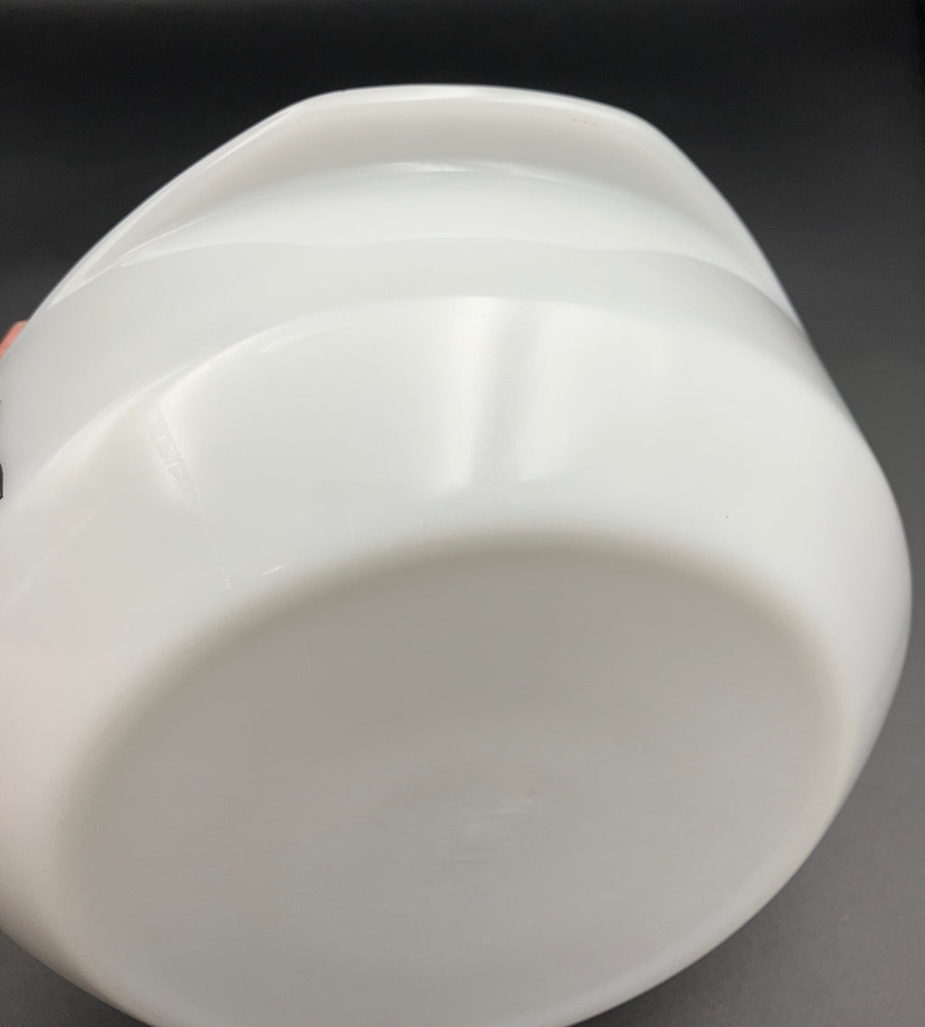 Vintage Pyrex Kite Flower Black Round Casserole Dish With Lid / Please Read Description