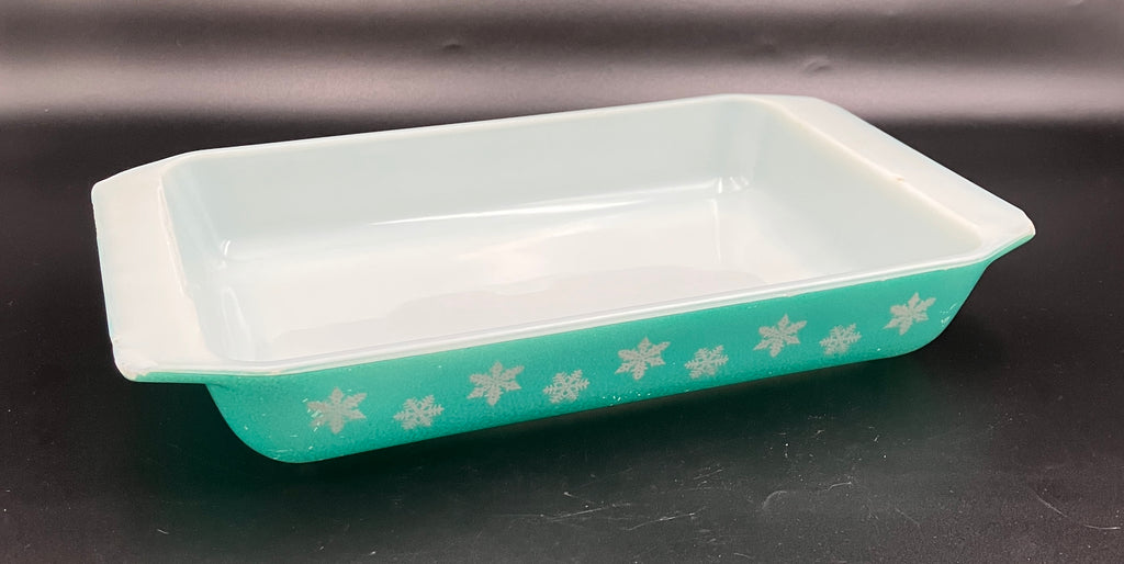 Vintage Pyrex Turquoise Snowflake Rectangular Baking Dish 2161 - Please Read Description