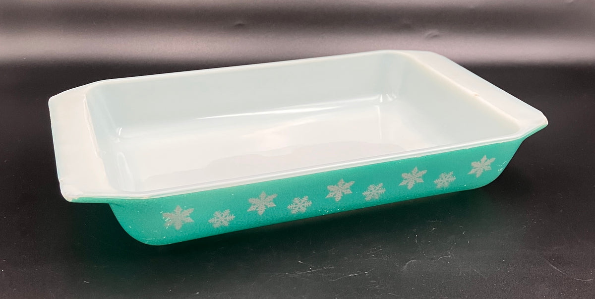 Vintage Pyrex Turquoise Snowflake Rectangular Baking Dish 2161 - Please Read Description